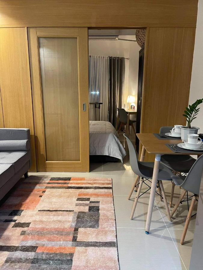 Shell Residences Moa Pasay City By Darpm Manila Exterior photo