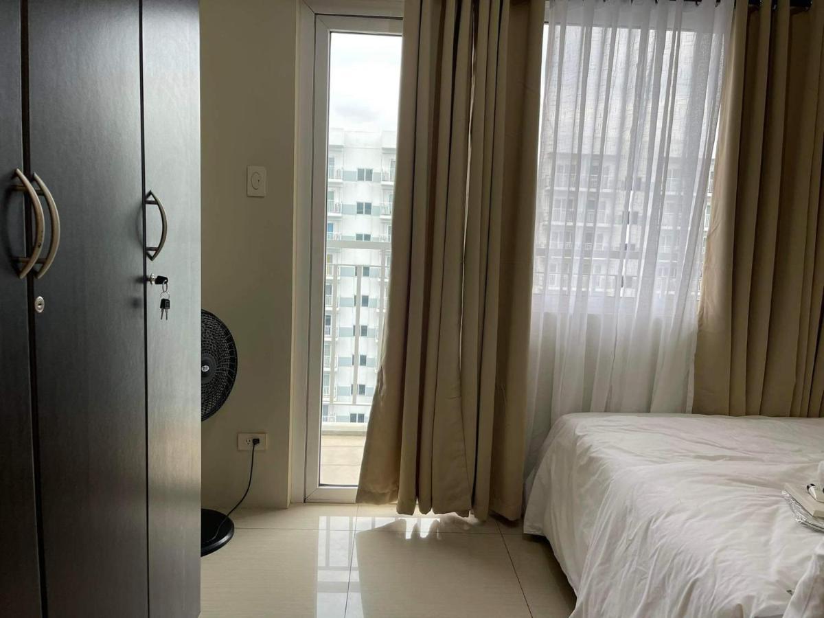 Shell Residences Moa Pasay City By Darpm Manila Exterior photo